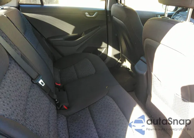 KMHC65LC4KU174045: 40368567