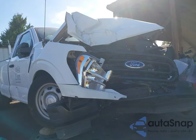 1FTMF1CB0NKF06071: 40368630