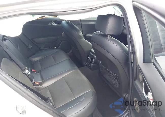 KNAE45LC5K6053318: 40369649