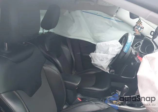 3C4NJDBB8KT847654: 40372048