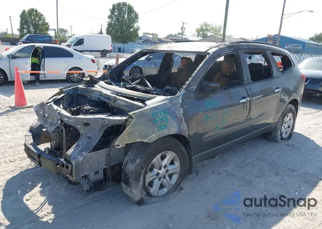 1GNLREED7AJ210206: 40372432