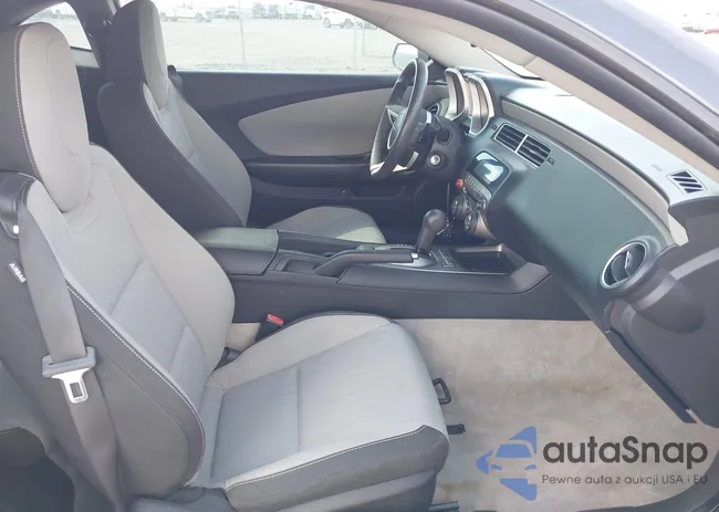 2G1FA1ED6B9106043: 40371777