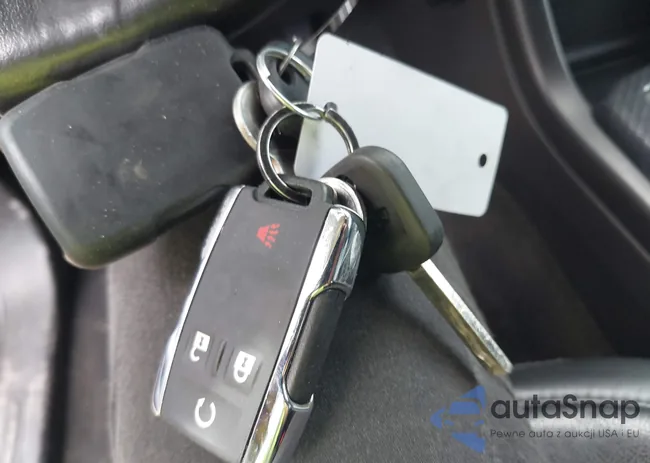 1GCPTDE12H1210071: 40371809