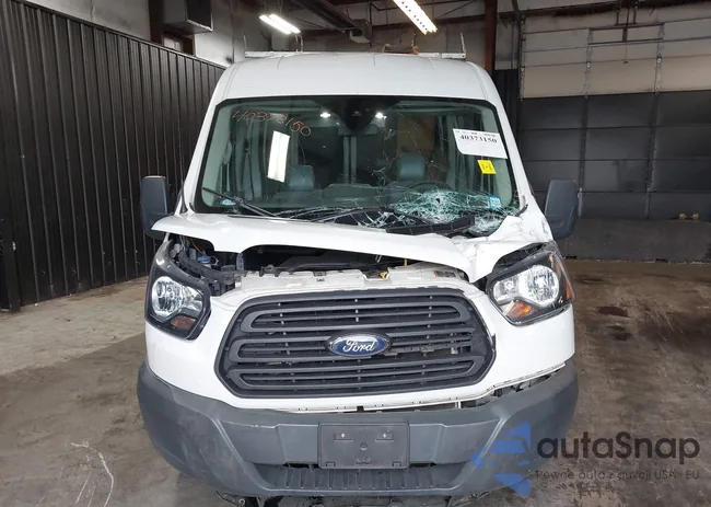 1FTYR2DM2JKA73863: 40373150