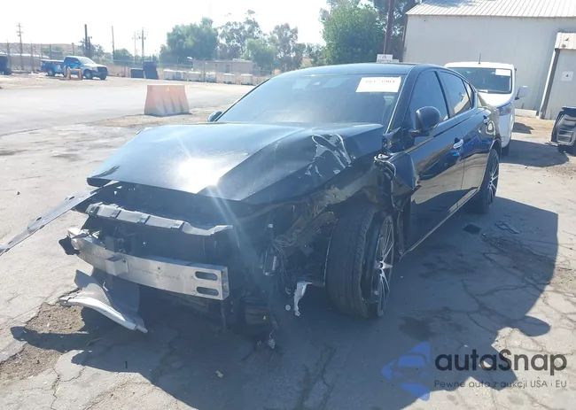 1N4BL4BV4NN409683: 40373901