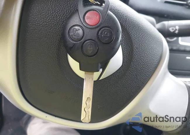 WMEEJ3BA6FK793068: 40373840