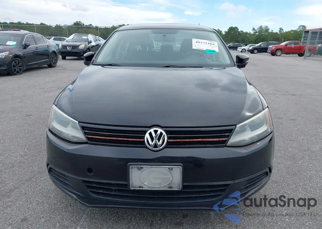 3VWDX7AJ5BM354817: 40375104