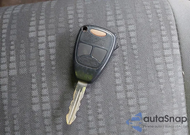 1B3HB48B87D520834: 40375120