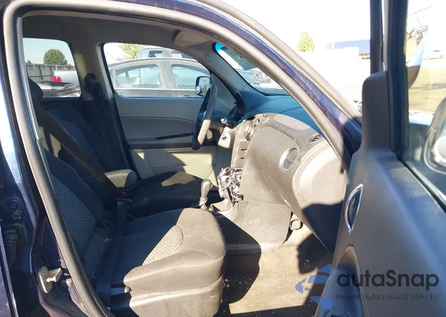 3GNBABDB4AS608733: 40375229