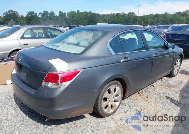 1HGCP26388A019120: 40375255