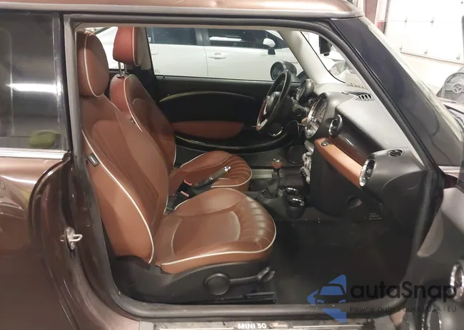 WMWMF7C51ATX45076: 40374463