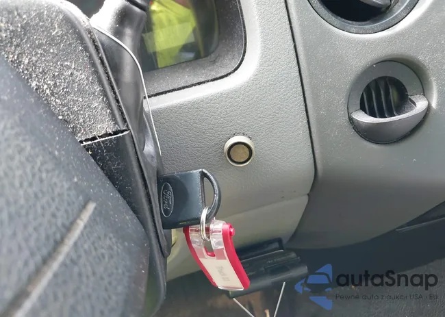 1FTRF12257KD51026: 40376870