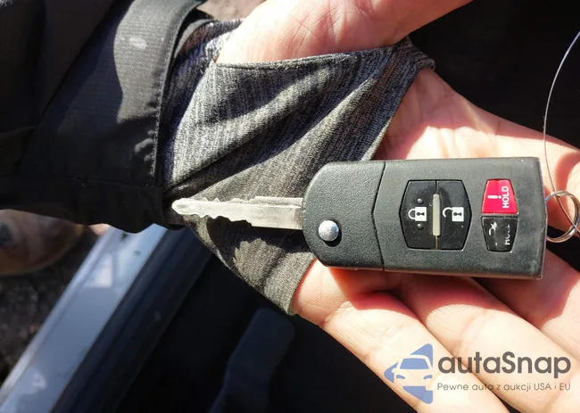 JM1BL1UF2C1629522: 40377963