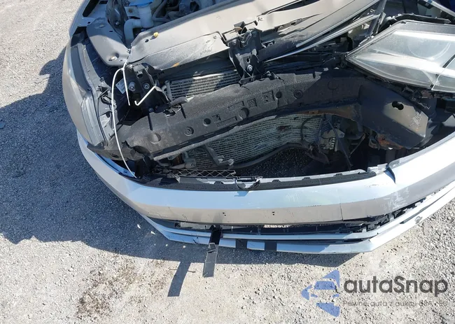 3VW2K7AJ5FM404207: 40378056