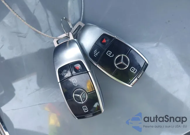 W1KZF8EB7MA933821: 40378562