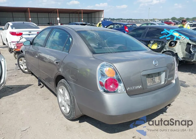 1N4AL11D44C174165: 40379892