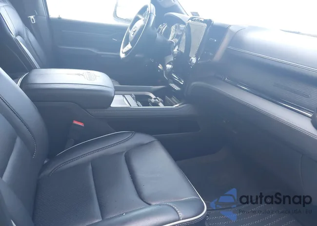 1C6SRFHM9NN467721: 40383485