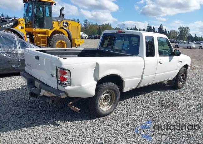 1FTYR14V5YPB22618: 40384445