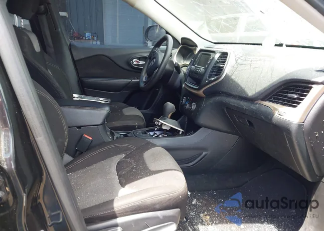 1C4PJLAB6GW126836: 40385992