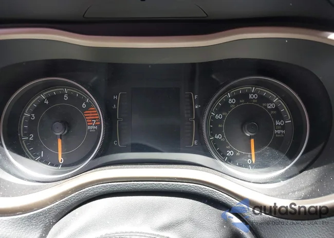 1C4PJLAB6GW126836: 40385992