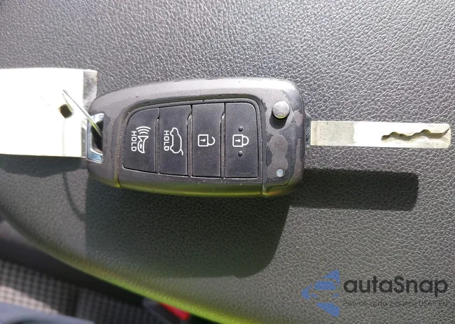 KM8K12AA2KU293528: 40386547