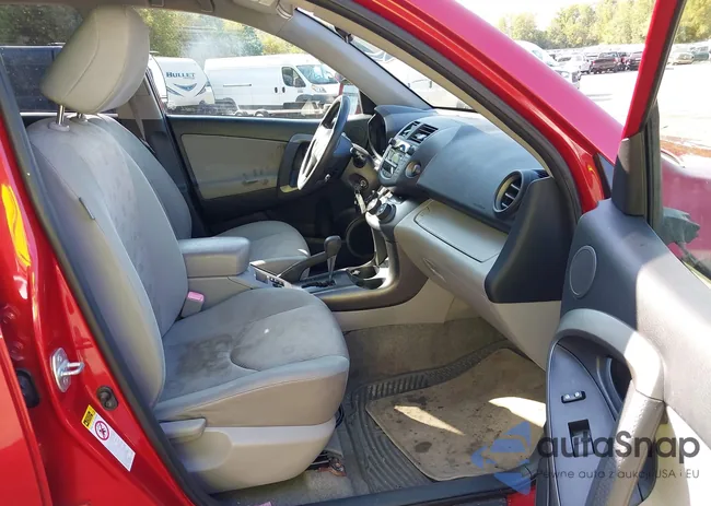 JTMBF33V49D014991: 40388142