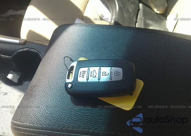 KMHEC4A45BA002082: 40390870