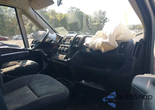 3C6TRVBG6HE524239: 40391124