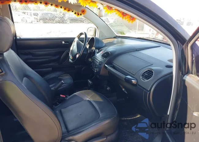 3VWRG31C18M522025: 40391645