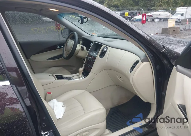 JN1AJ0HR6AM755445: 40393207