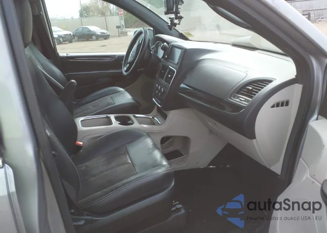 2C4RDGCG7KR692666: 40393218