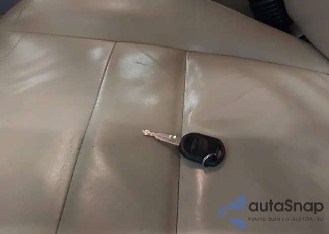 1FMCU03G39KA21514: 40394471