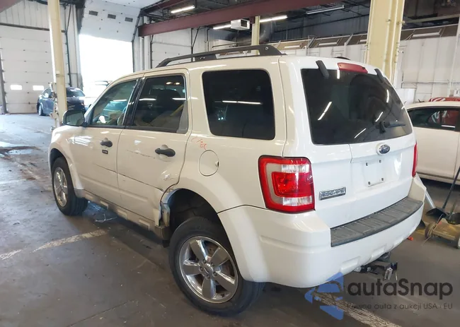 1FMCU03G39KA21514: 40394471