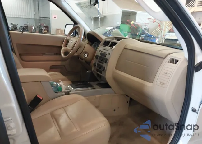 1FMCU03G39KA21514: 40394471