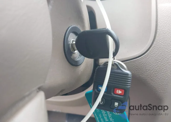 1FAFP34N76W126381: 40396480