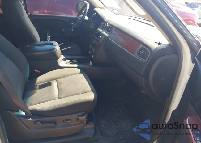 1GNSCAE01CR229583: 40397601