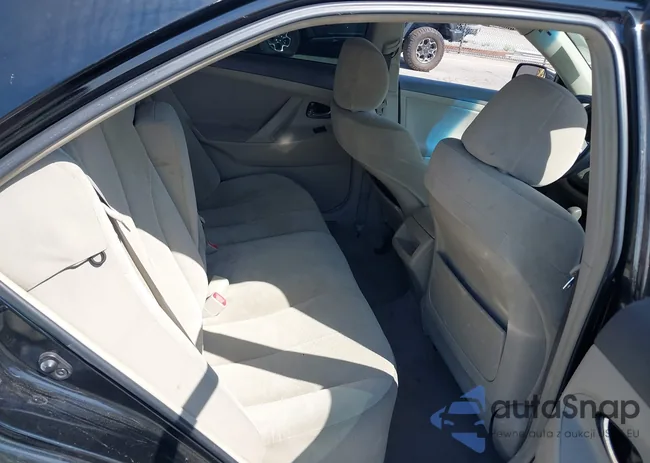 4T4BE46K78R040883: 40401293