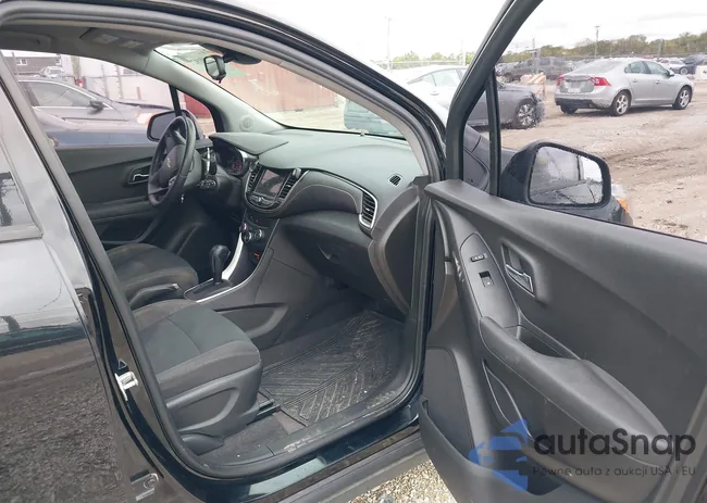 3GNCJKSB7JL205587: 40401927