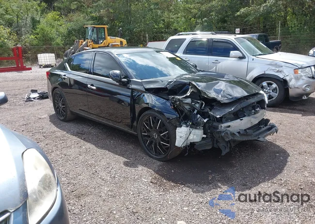 1N4BL4DV6KC107171: 40402007