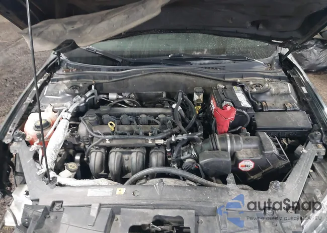 3FAHP0JA0CR229276: 40402784