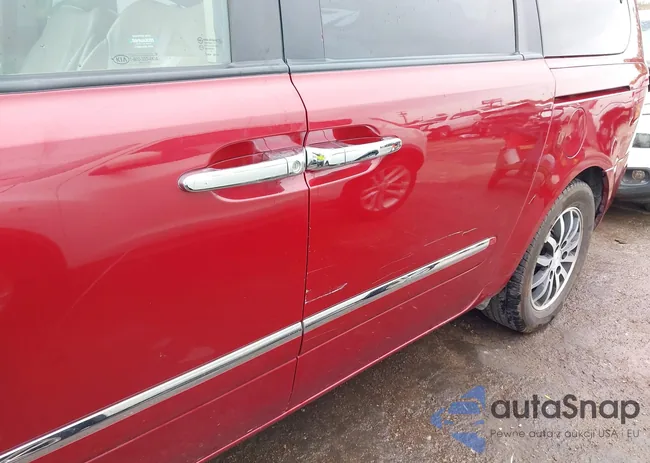 KNDMH4C71C6466256: 40404082