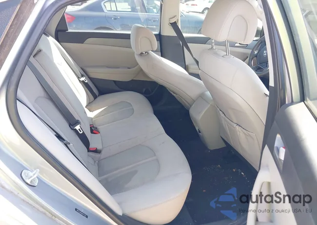 5NPE24AF6HH517327: 40405057