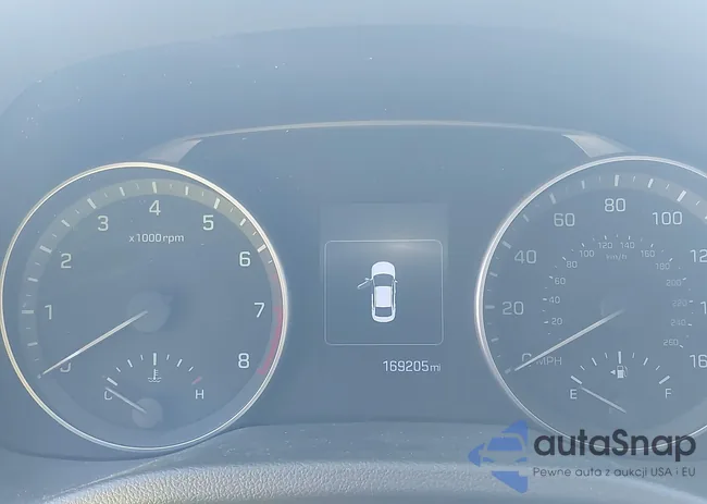 KMHD84LF7HU152780: 40405282