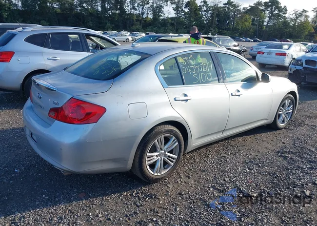 JN1CV6AR5BM353489: 40408002