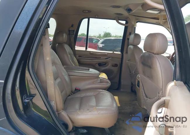 5LMRU27L8XLJ03949: 40408264