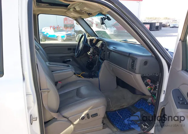 1GNEK13Z24R238022: 40407429