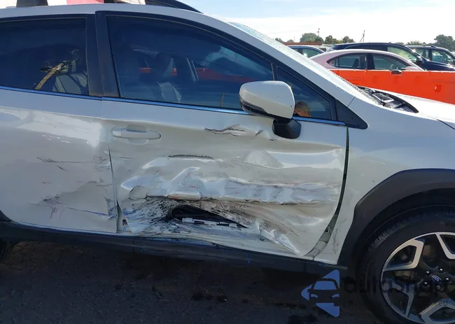 JF2GTAMC2L8240576: 40407728