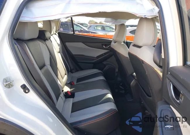 JF2GTAMC2L8240576: 40407728