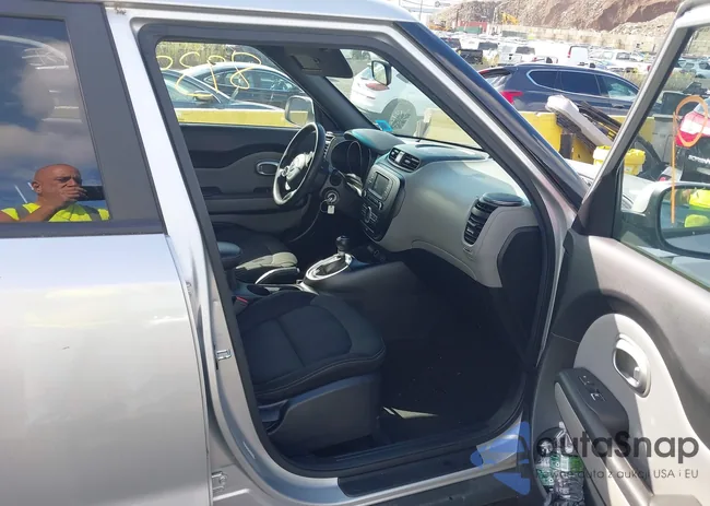 KNDJP3A59H7415963: 40408939