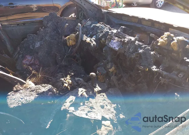 JTMZFREV4GD087144: 40409877